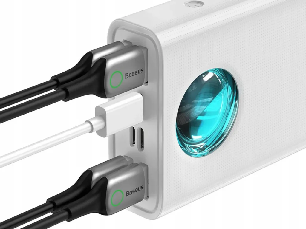 4. Baseus Amblight (30,000 мАг)