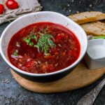 Секрети ідеального борщу: поради від професійних кухарів
