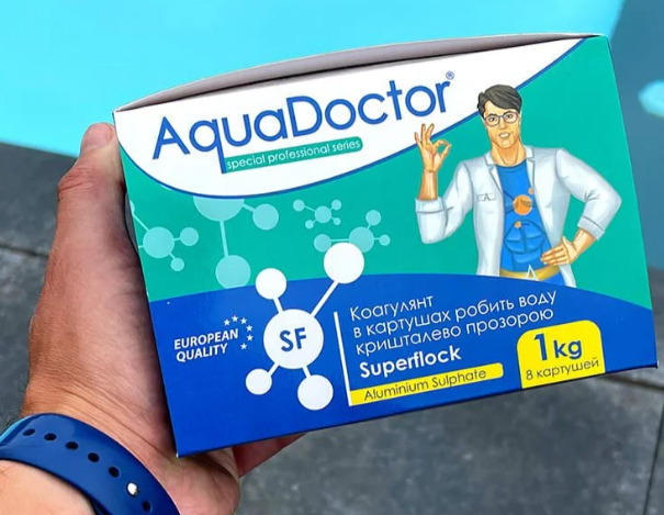 Коагулянты и флокулянты AquaDoctor: борьба с мутностью воды в бассейне