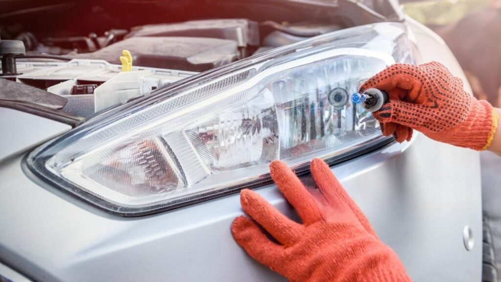 Яке освітлення вибрати для вашого авто: LED, галоген чи ксенон?