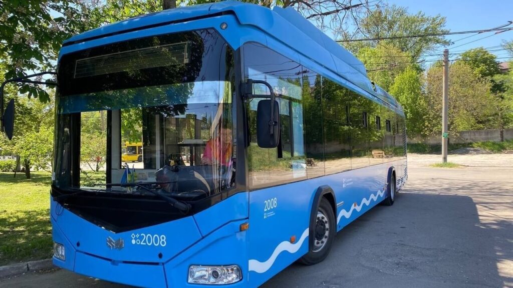 Автобус №42 в Днепре: Подробный маршрут, актуальное расписание и тариф