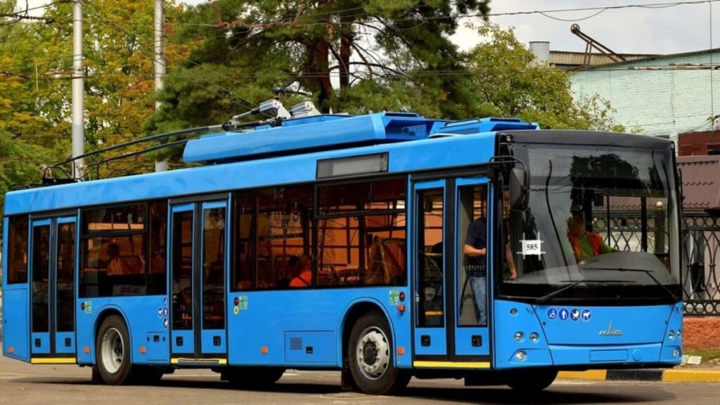 Автобус №113 в Дніпрі: Маршрут, розклад руху та ціна проїзду